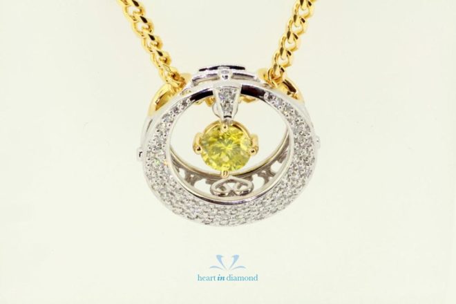 Round Necklace with diamond as cremation jewelry in gold and silver with the heart in diamond logo